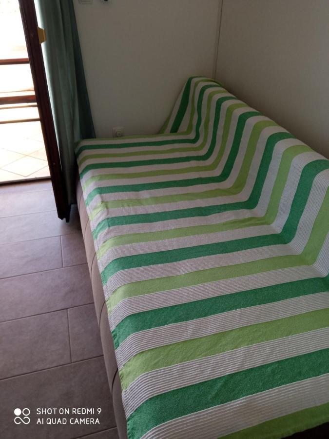 Apartments Vukelic Starigrad Paklenica Εξωτερικό φωτογραφία